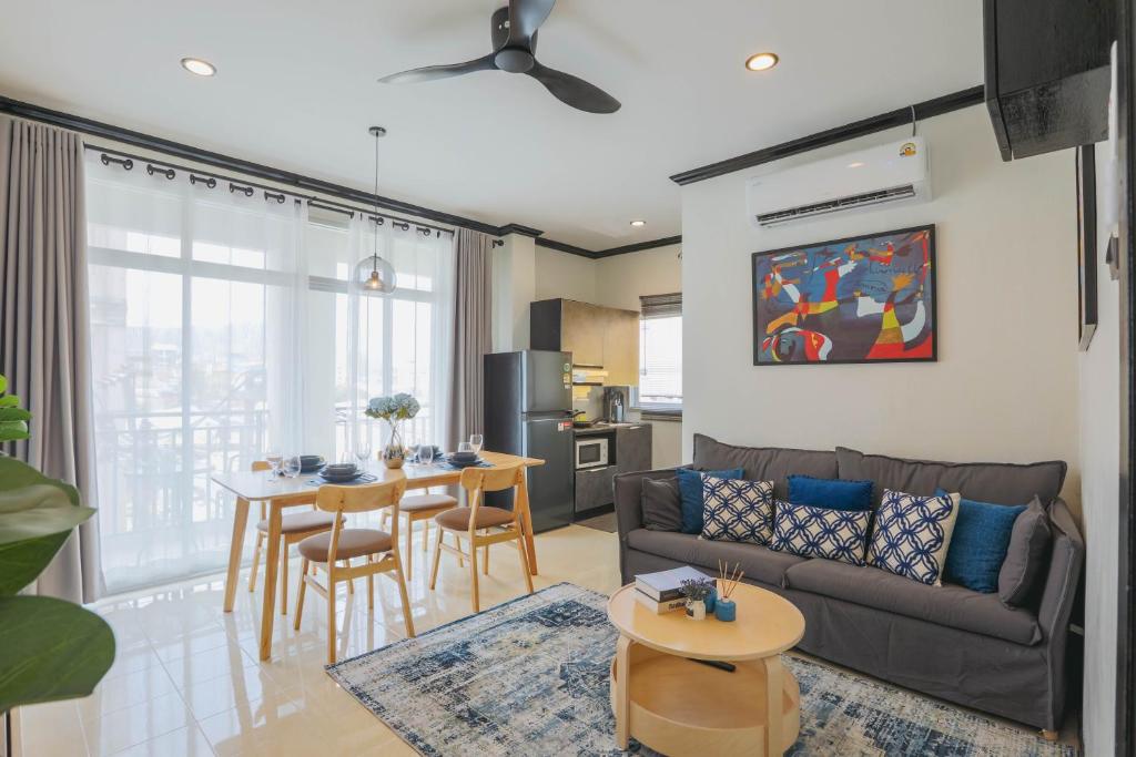 Wink City 2 Patong Center close to the Beach – Phuket